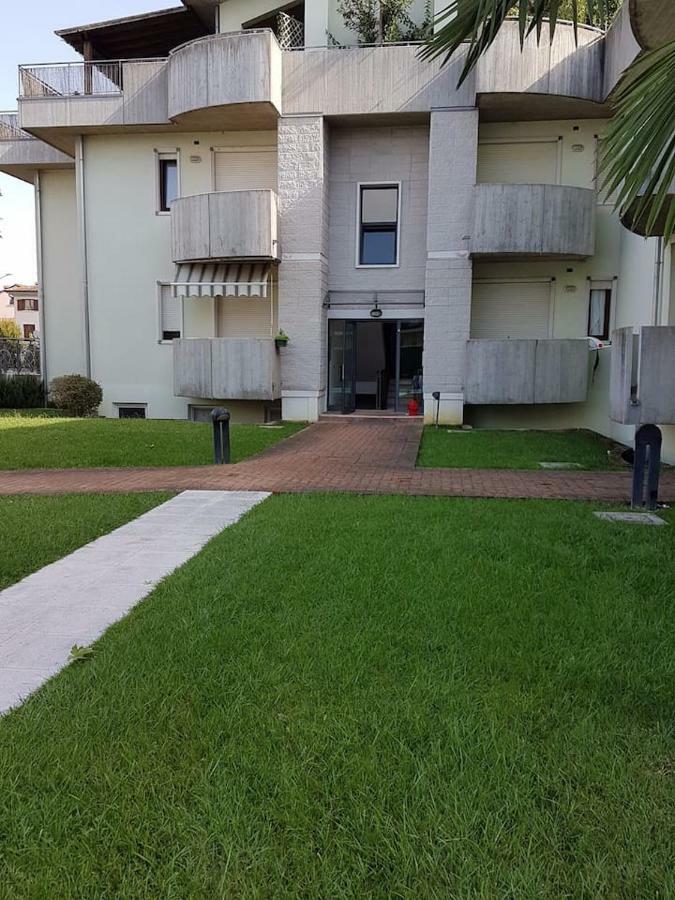 Apartmán Residenza Annalisa Torri di Quartesolo Exteriér fotografie